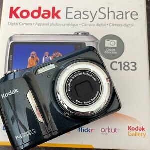 Kodak Easy Share C183 digital camera